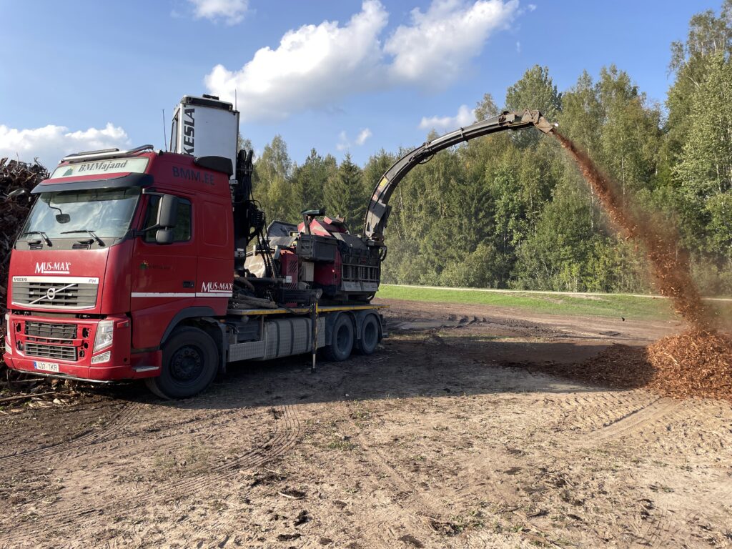 BMMajand OÜ puduhakku Mus-Max töös